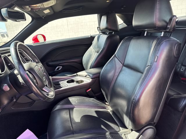 Used 2015 Dodge Challenger SXT Plus RWD image 9