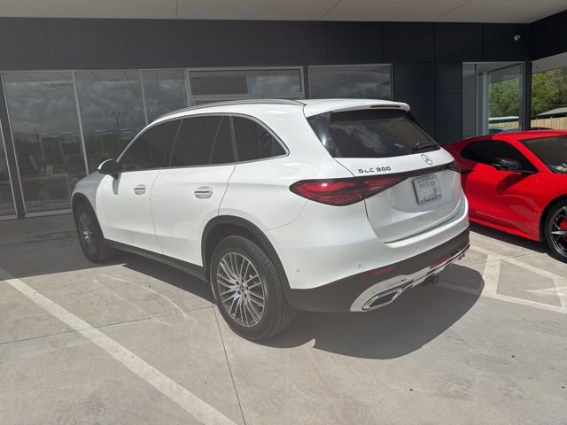 Used 2026 Mercedes-Benz GLC 300 4MATIC image 3