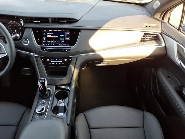 Certified 2025 Cadillac XT5 Sportv AWD/4WD image 17