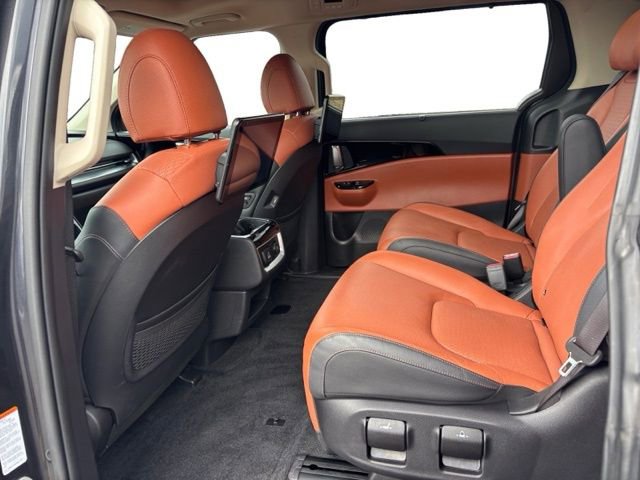 Certified 2024 Kia Carnival SX Prestige image 12