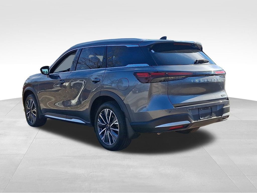 Used 2026 INFINITI QX60 Luxe w/ Cargo Package FWD image 4