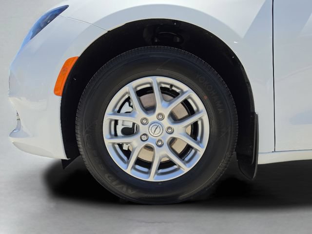 New 2026 Chrysler Voyager LX FWD image 37