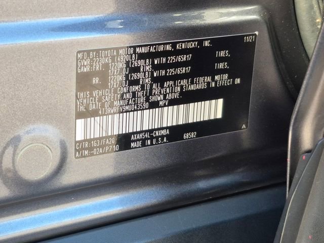 Used 2021 Toyota RAV4 XLE w/ Carpet Mat Package (TMS) AWD/4WD image 24