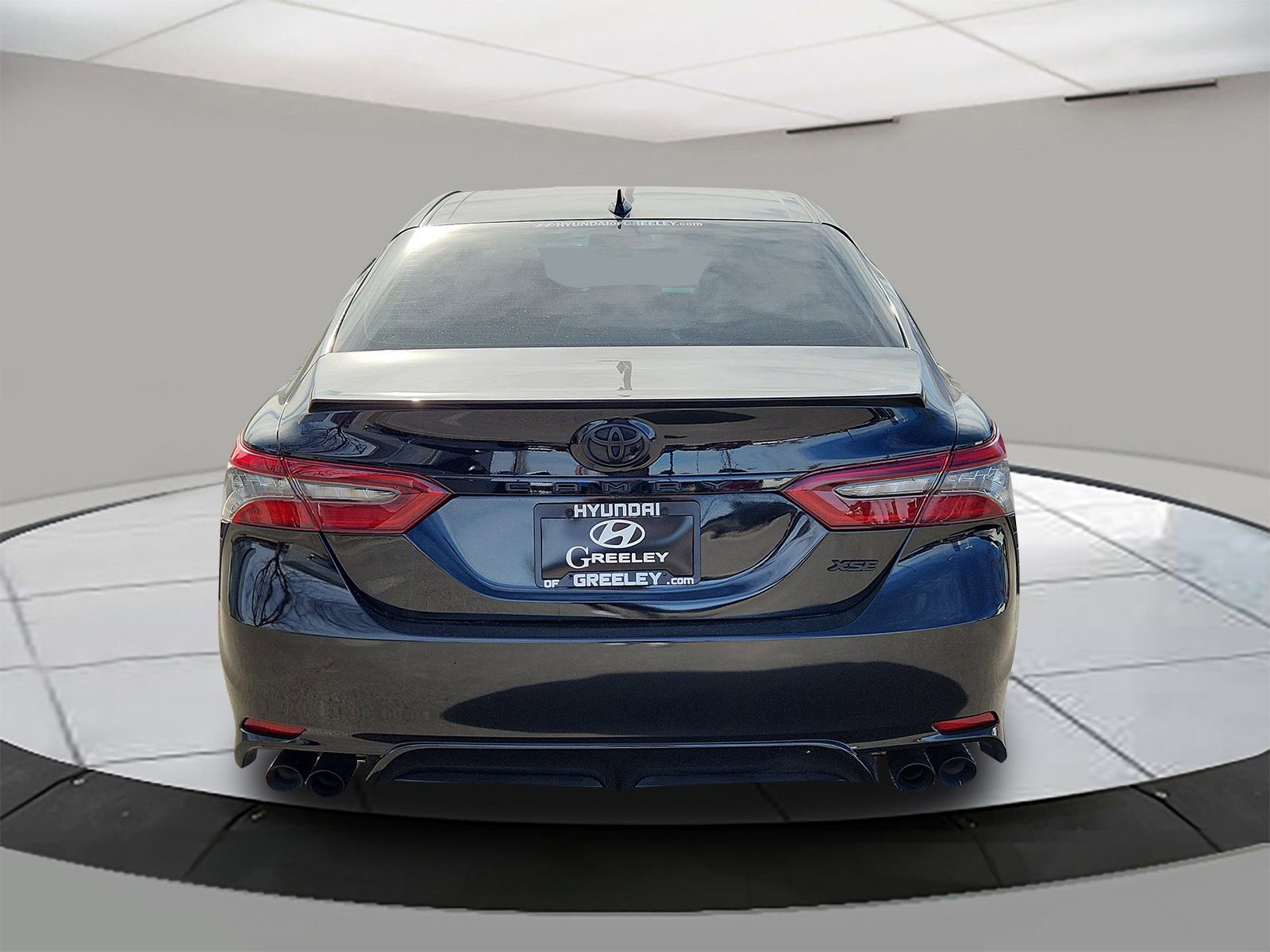 Used 2023 Toyota Camry XSE image 4