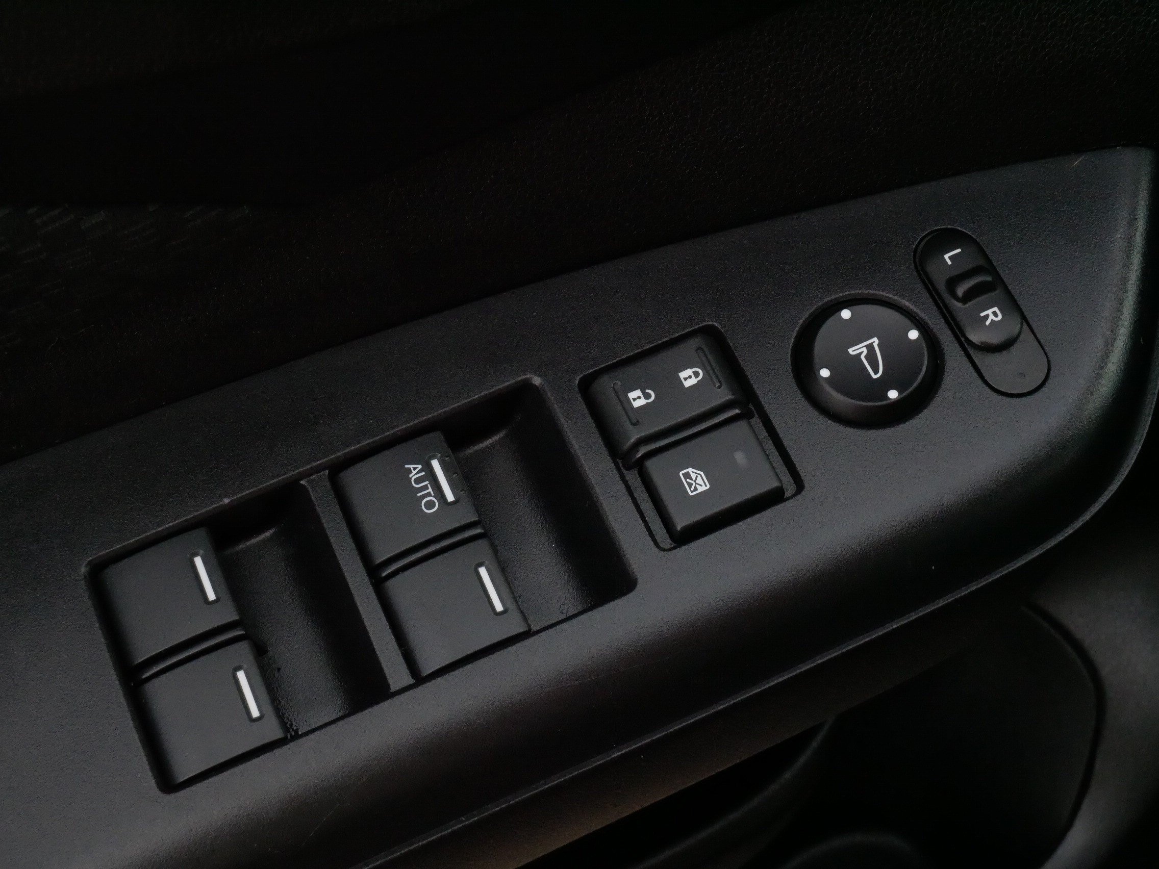 Used 2016 Honda CR-V EX image 19