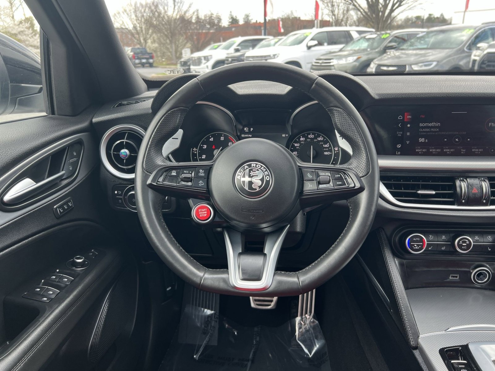 Used 2023 Alfa Romeo Stelvio Veloce image 16