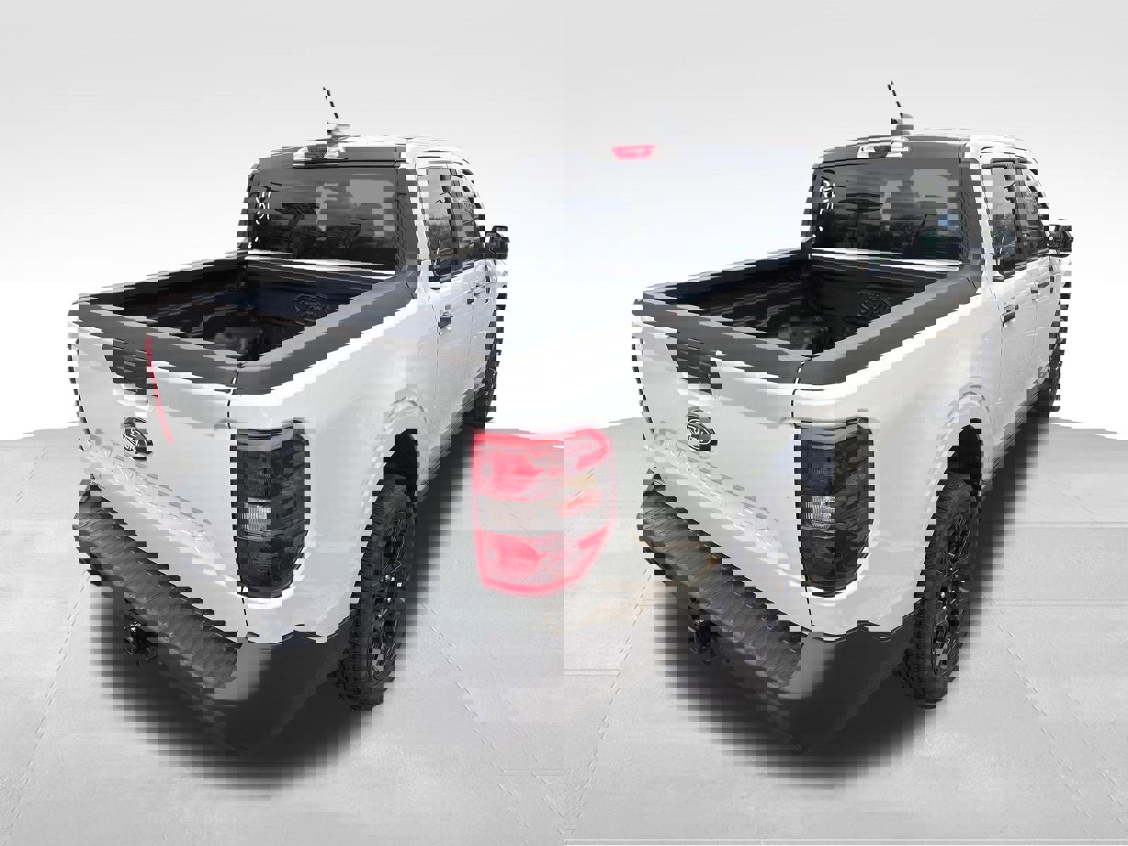 New 2026 Ford Maverick XLT w/ XLT Luxury Package AWD/4WD image 6