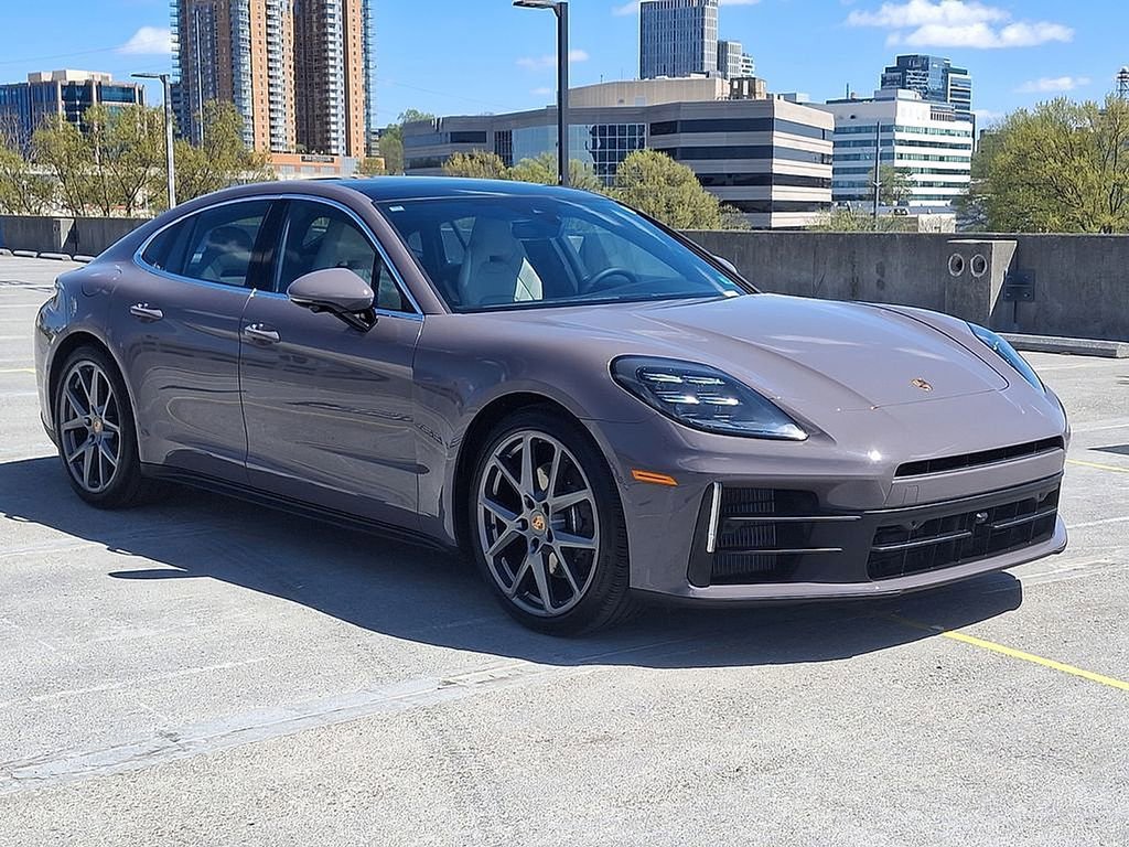 Used 2025 Porsche Panamera 4 image 7