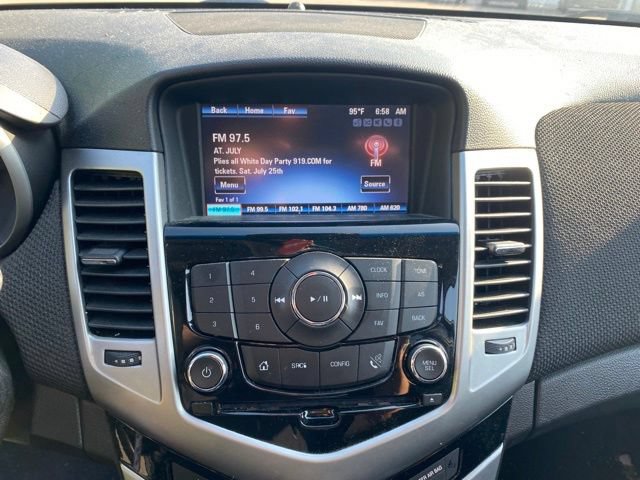 Used 2015 Chevrolet Cruze LT w/ Technology Package FWD image 21