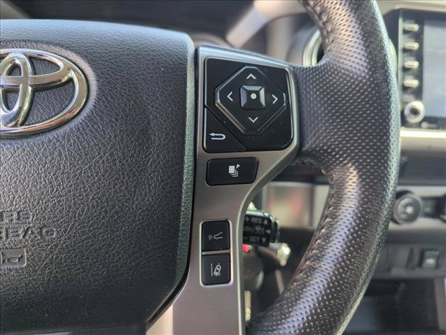 Used 2022 Toyota Tacoma SR5 AWD/4WD image 17