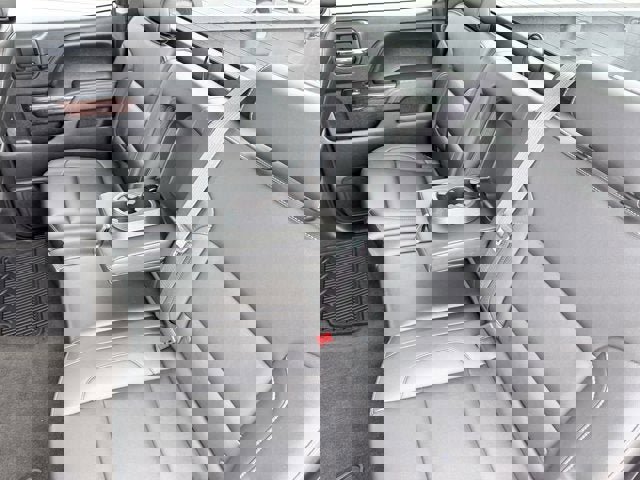 Used 2015 GMC Sierra 3500 SLT image 21