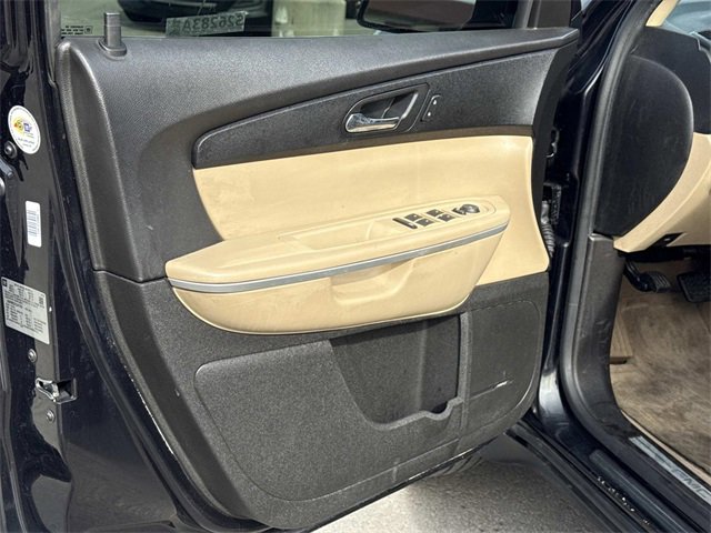 Used 2012 GMC Acadia SLT image 11