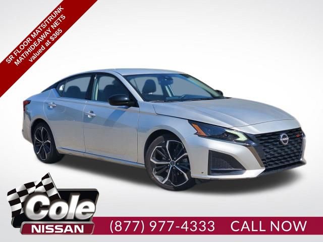 Used 2023 Nissan Altima 2.5 SR