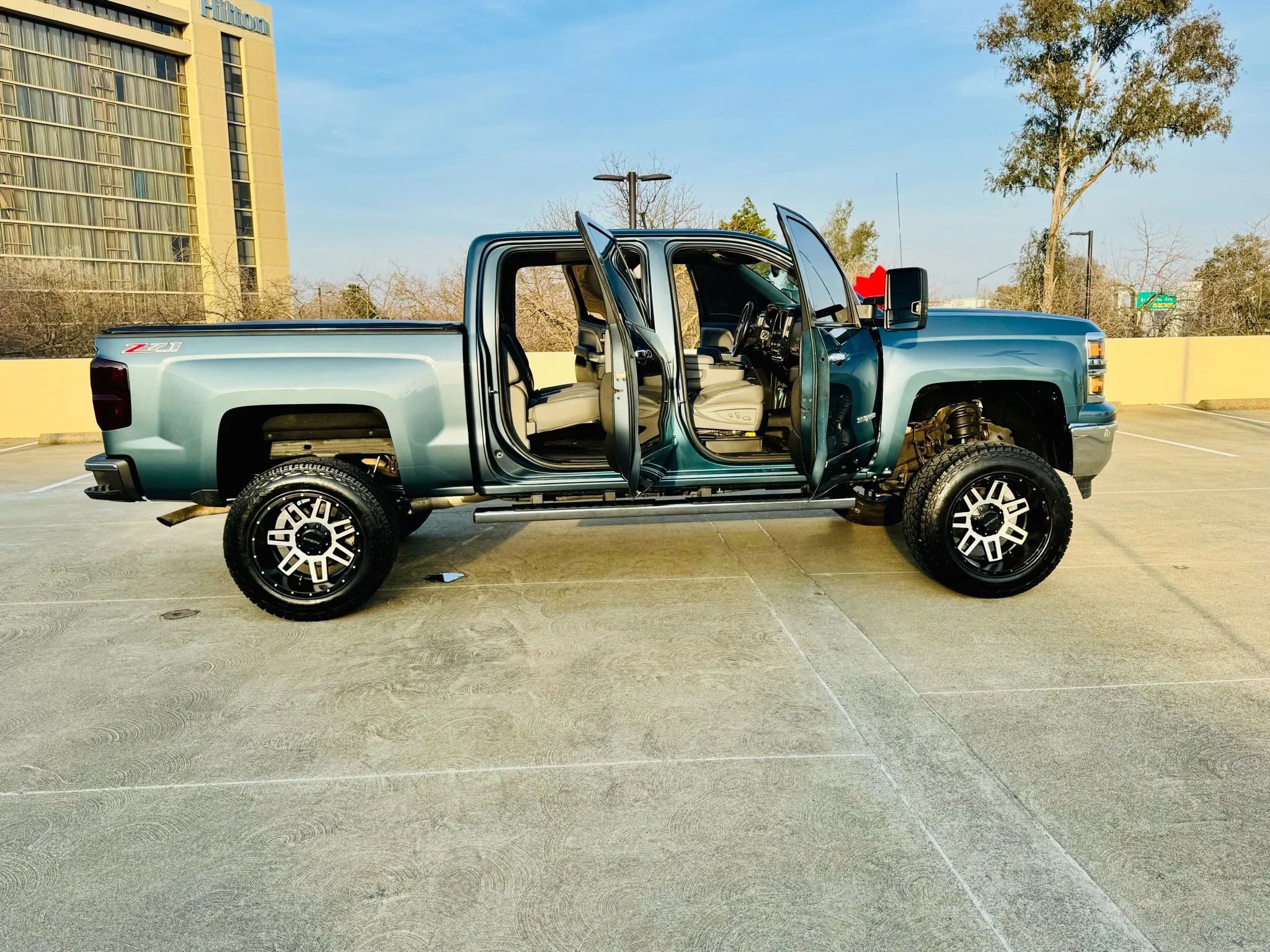 Used 2014 Chevrolet Silverado 1500 LTZ image 30