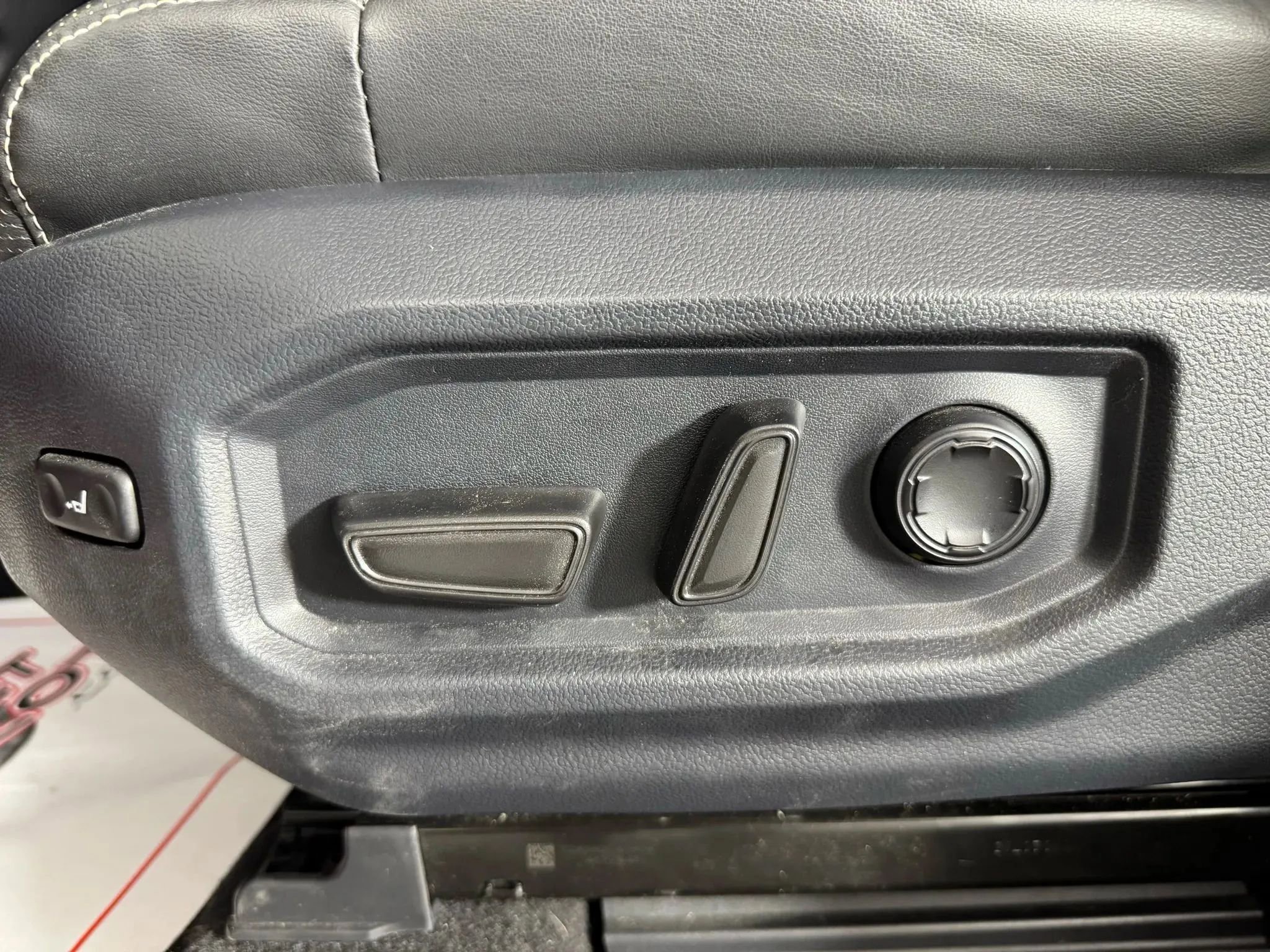 Used 2023 Toyota Sequoia Capstone image 36