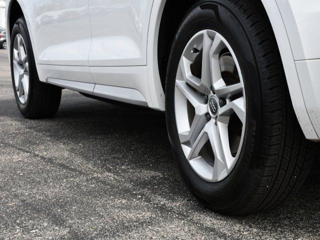 Used 2018 Audi Q5 2.0T Premium Plus w/ Premium Plus Package image 10