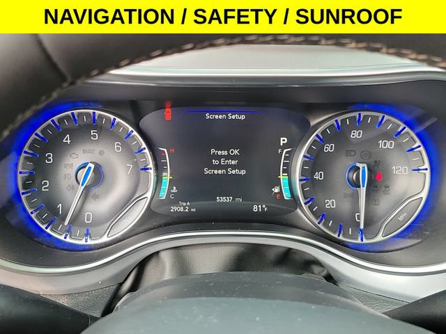 Used 2025 Chrysler Pacifica Limited FWD image 13