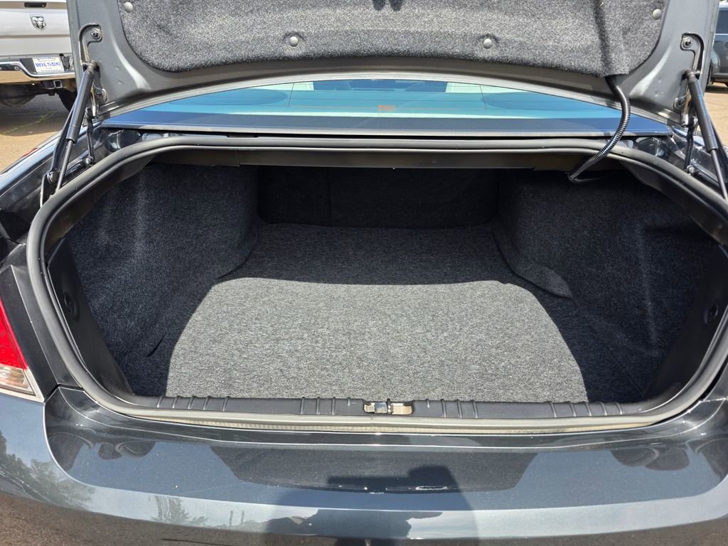 Used 2012 Chevrolet Impala LT FWD image 20