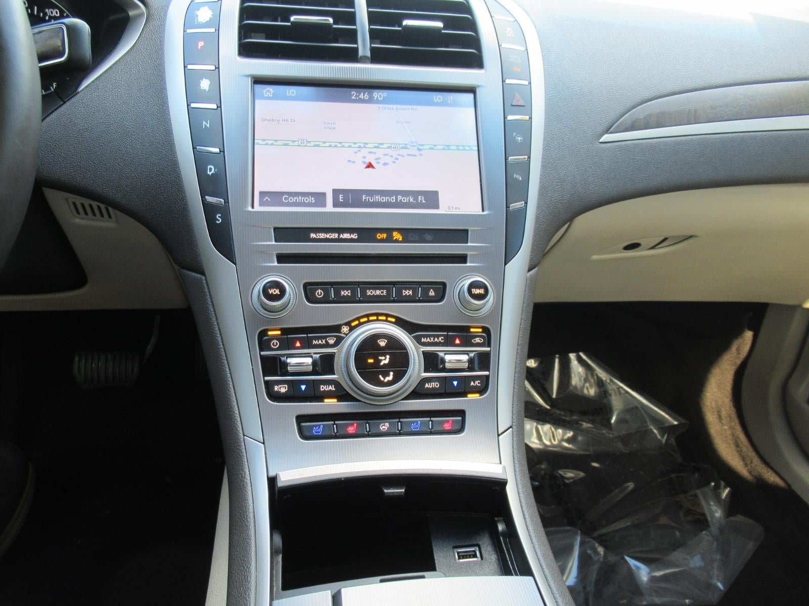 Used 2020 Lincoln MKZ Reserve w/ Monochromatic Package AWD/4WD image 29