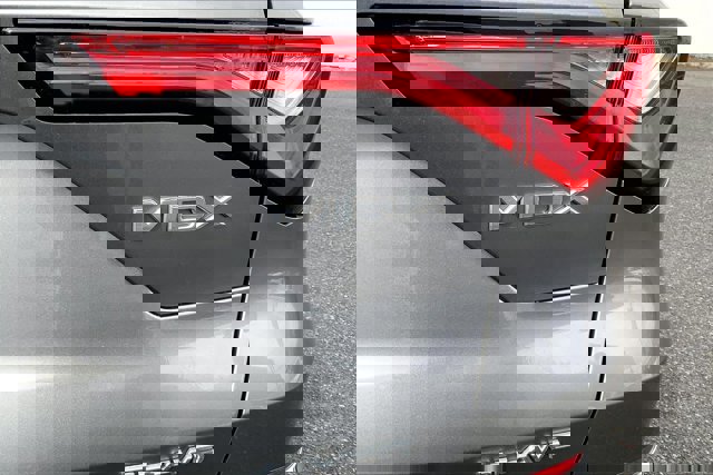 Used 2023 Acura MDX SH-AWD w/ Technology Package image 7