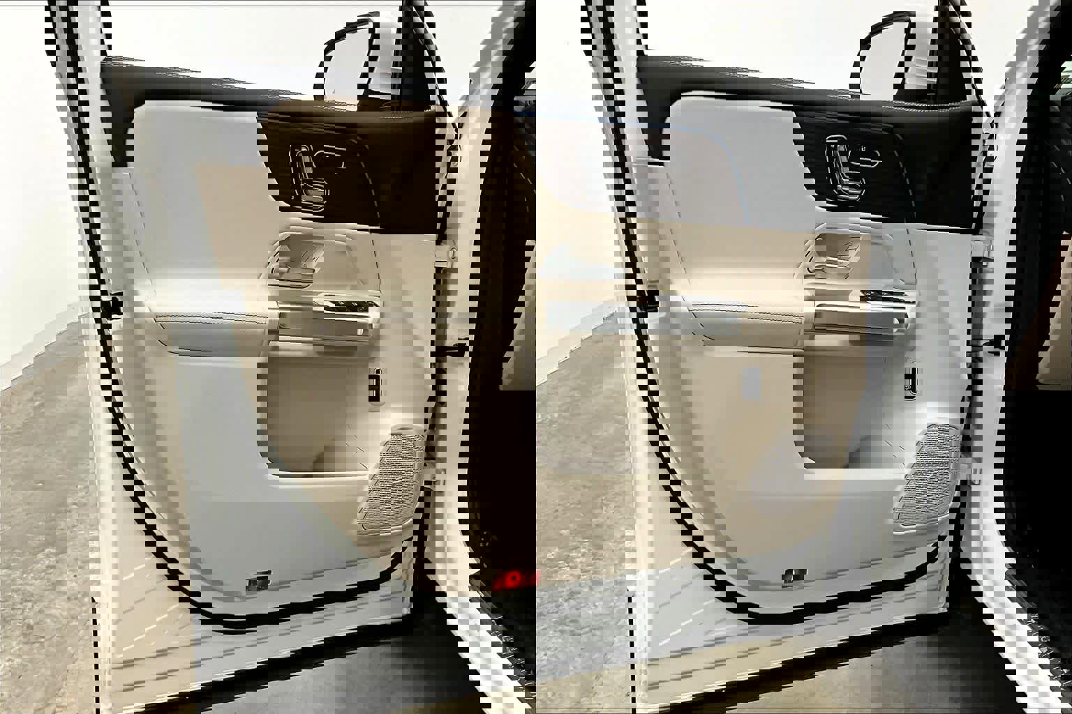 New 2026 Mercedes-Benz GLB 250 image 10