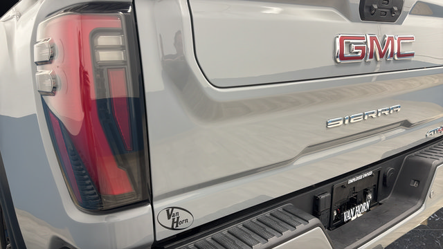 Used 2024 GMC Sierra 3500 AT4 w/ AT4 Premium Plus Package AWD/4WD image 41