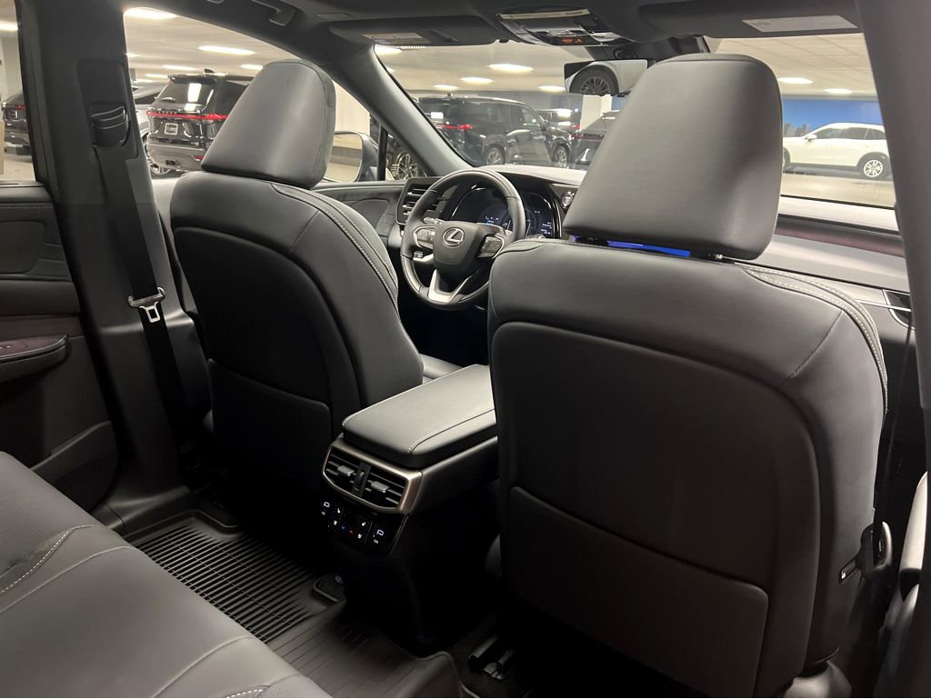 New 2026 Lexus RX 450h AWD image 22