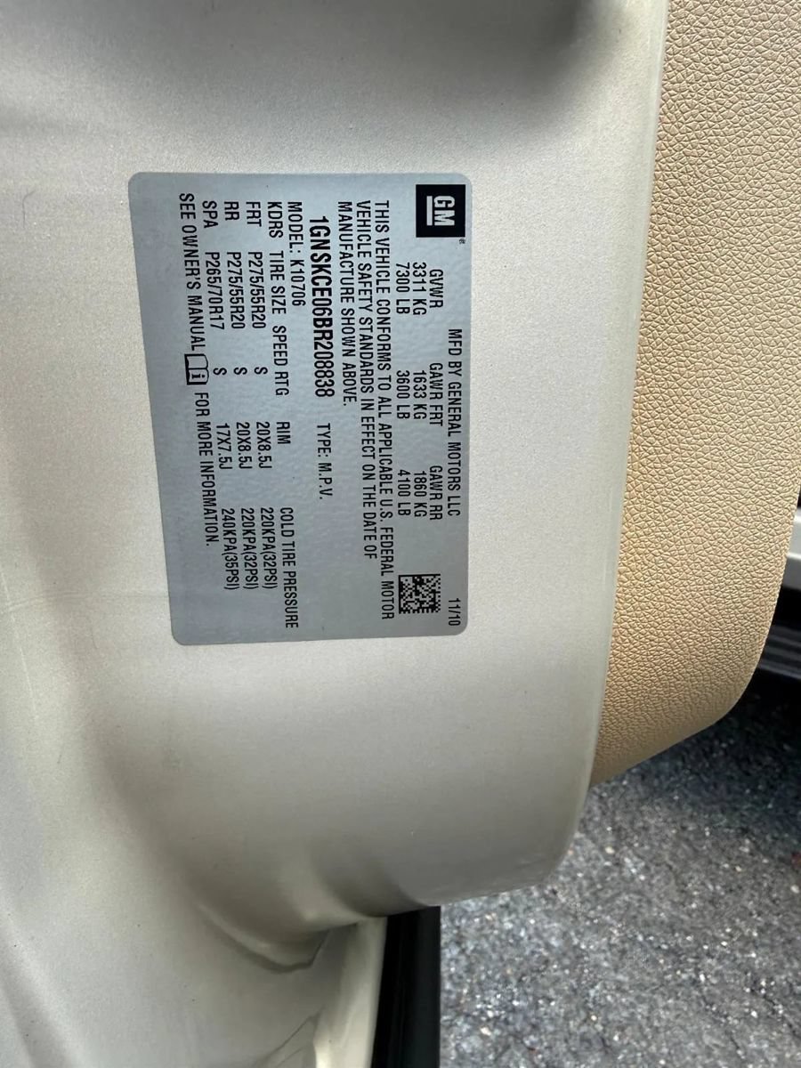 Used 2011 Chevrolet Tahoe LTZ AWD/4WD image 32