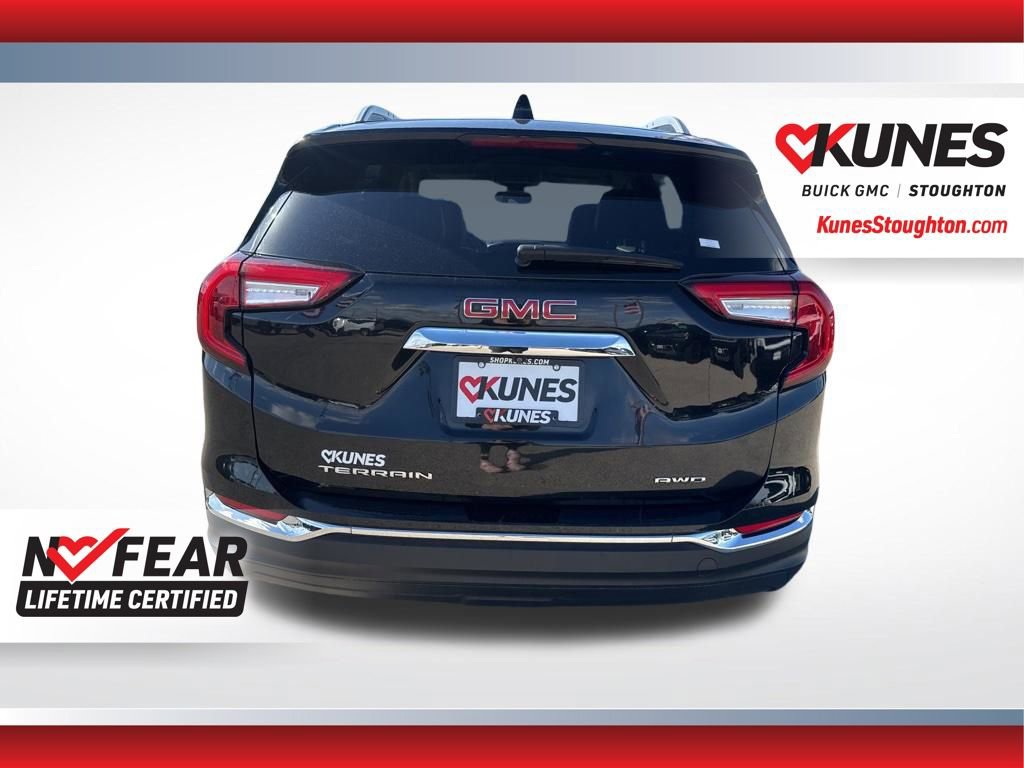 Used 2024 GMC Terrain SLT AWD/4WD image 9