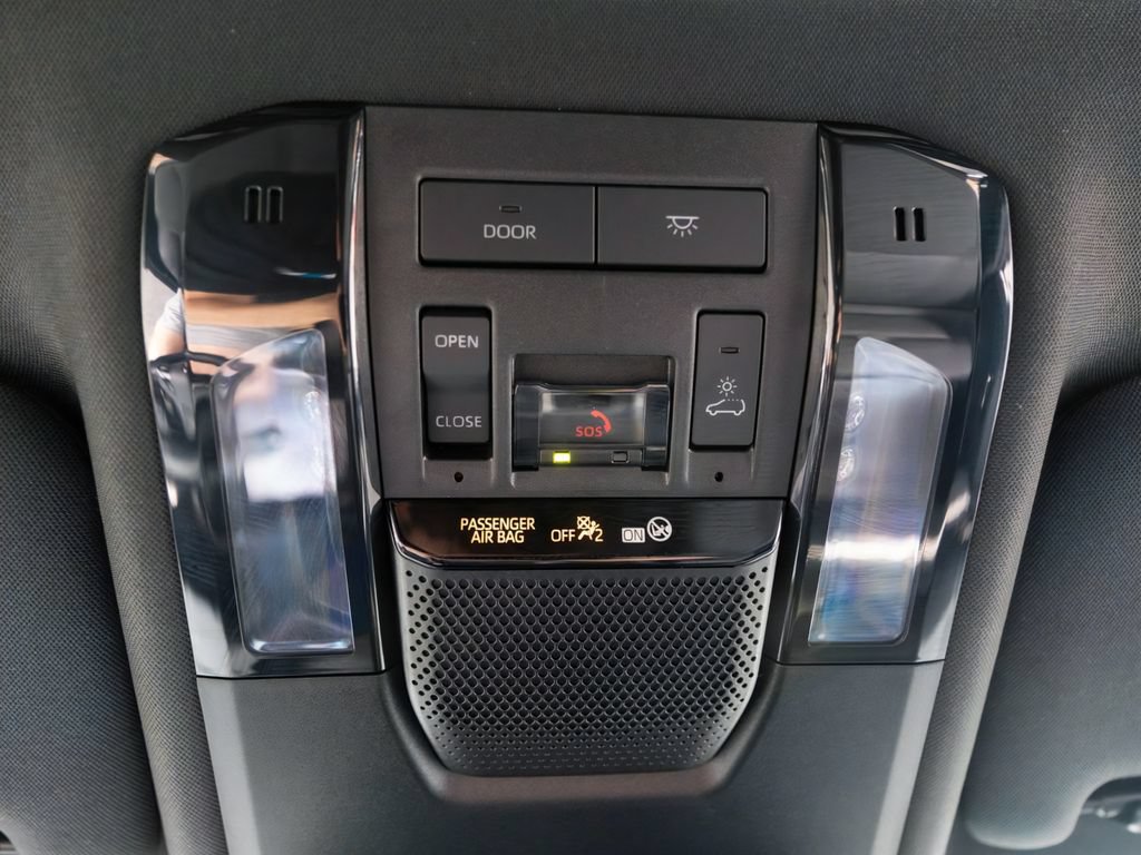 Used 2024 Lexus GX 550 w/ Cold Area Package AWD/4WD image 33