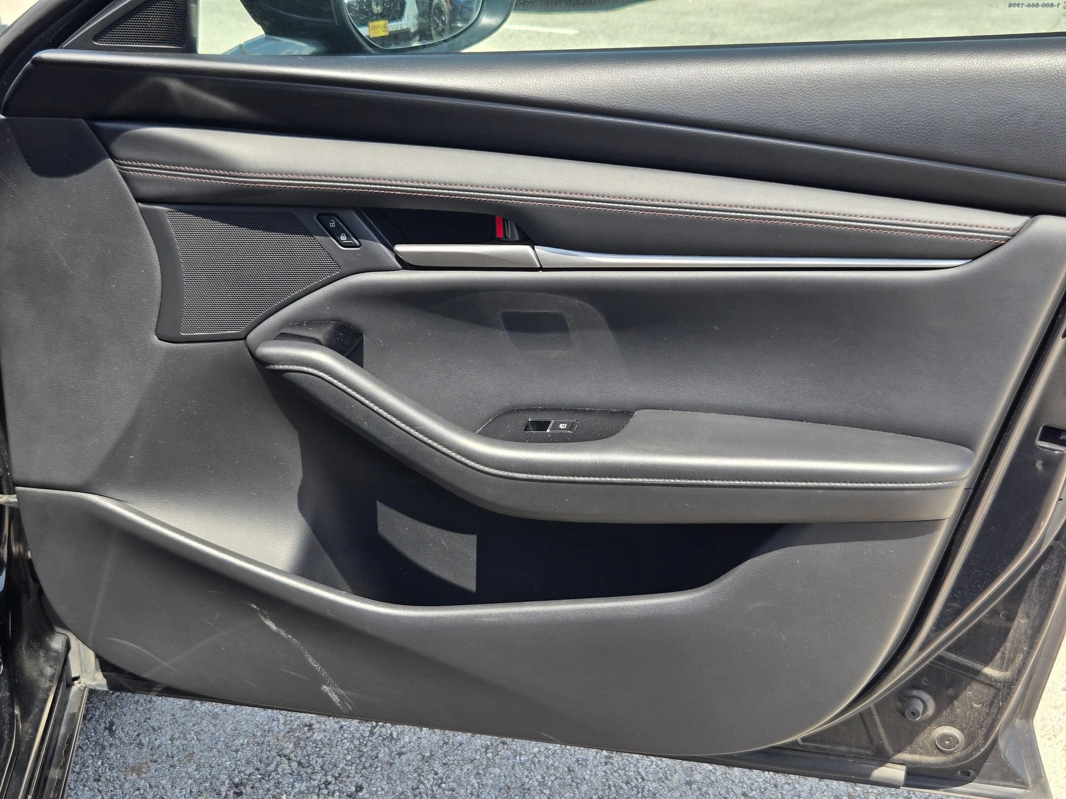 Used 2024 MAZDA MAZDA3 s FWD image 28