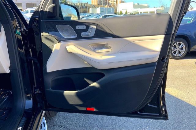 Certified 2024 Mercedes-Benz GLS 63 AMG 4MATIC image 19