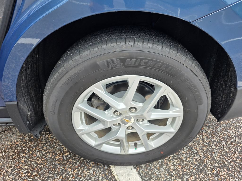 Used 2024 Chevrolet Equinox LT FWD image 31
