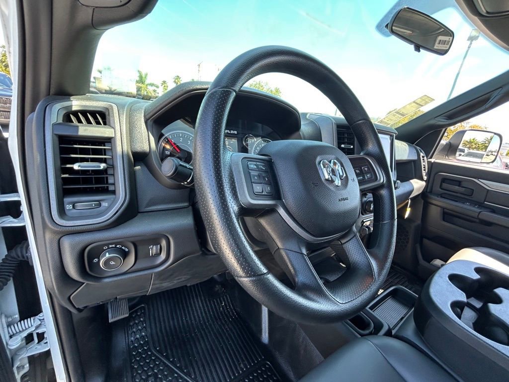 Used 2022 RAM 2500 Tradesman image 29