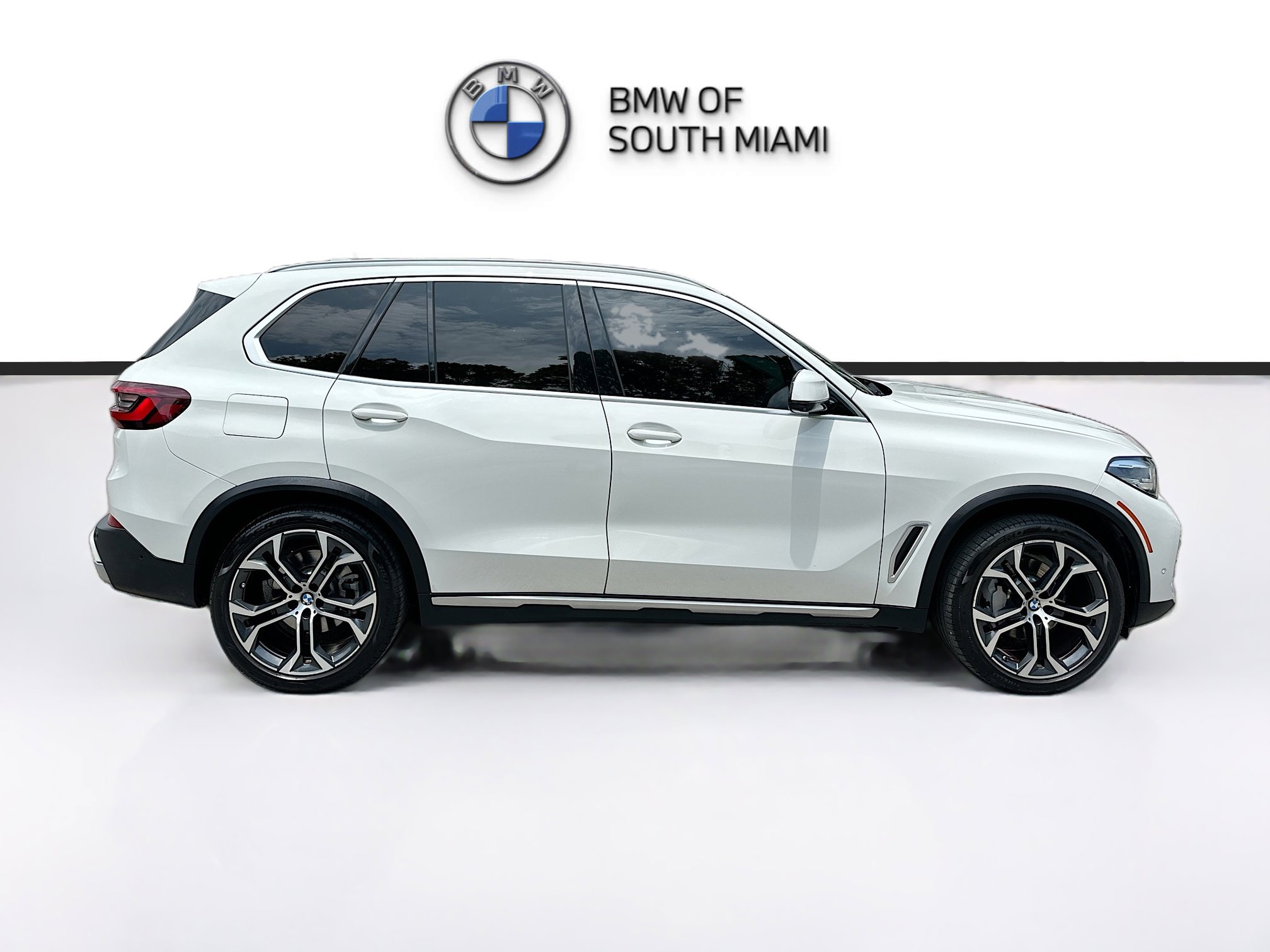 Used 2022 BMW X5 sDrive40i w/ Parking Assistance Package RWD image 8