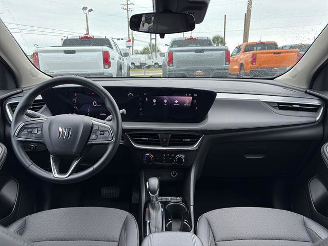 Used 2025 Buick Encore GX Preferred FWD image 25