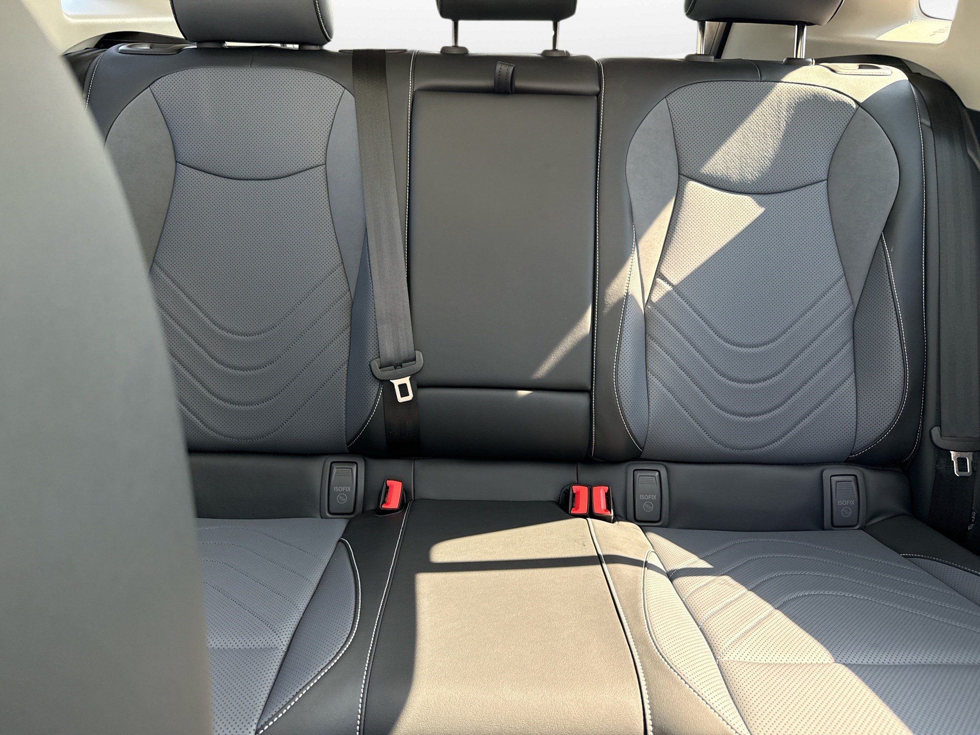 New 2026 Volkswagen Tiguan SE FWD image 24
