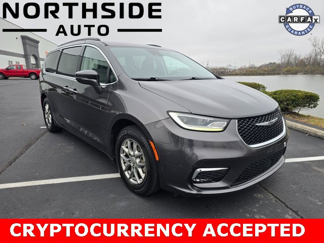 Used 2021 Chrysler Pacifica Touring image 1