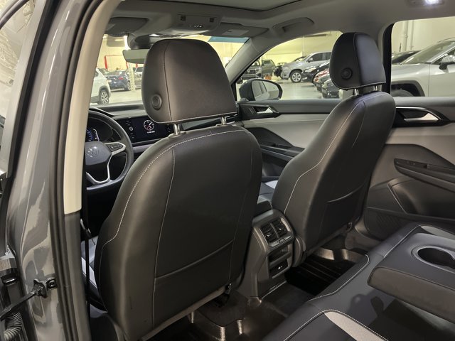 Certified 2023 Volkswagen Taos SEL image 19