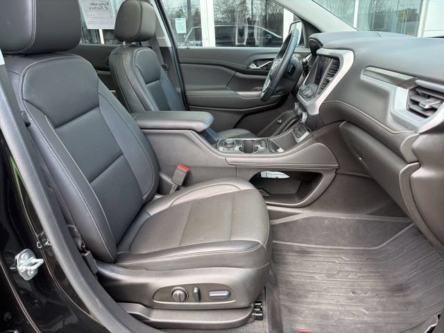Used 2023 GMC Acadia SLT w/ Elevation Edition FWD image 19