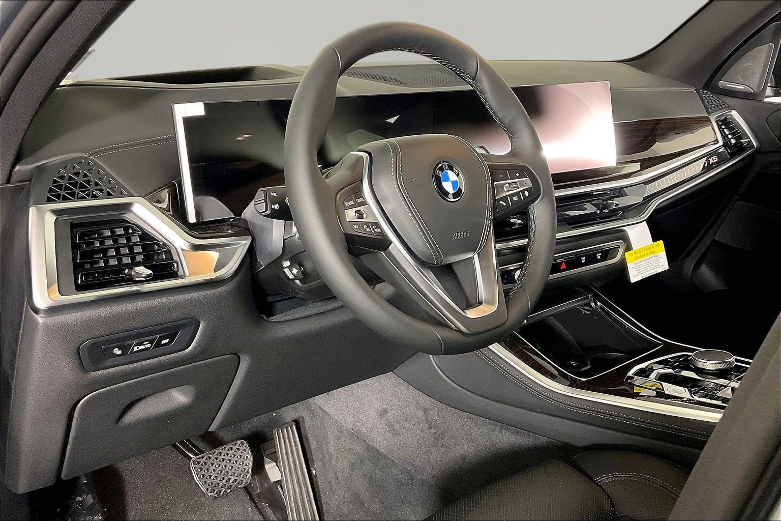 New 2026 BMW X5 xDrive40i w/ Climate Comfort Package AWD/4WD image 8