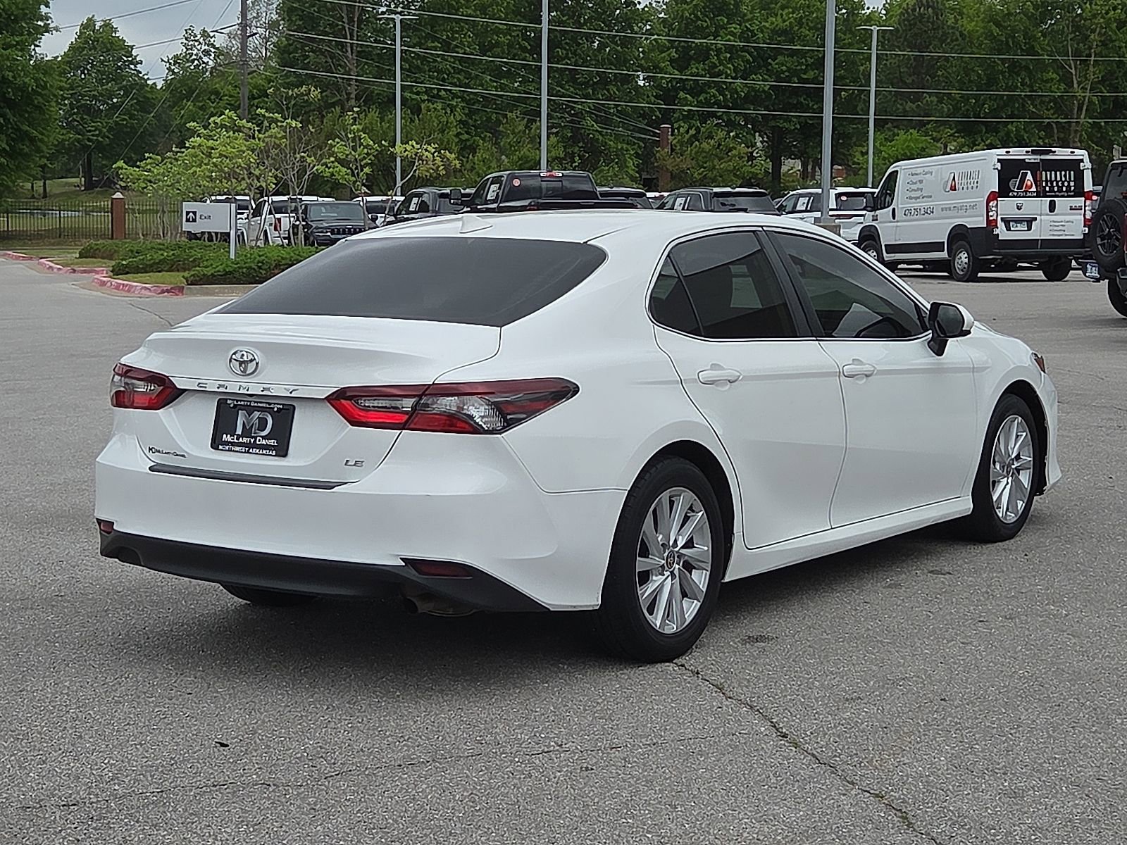 Used 2023 Toyota Camry LE image 5