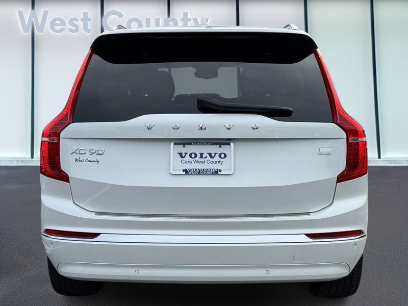 Certified 2024 Volvo XC90 T8 Ultimate w/ Protection Package Premier image 6