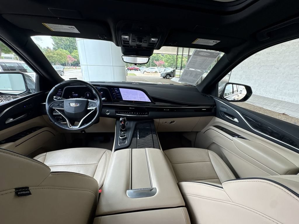 Certified 2023 Cadillac Escalade Premium Luxury w/ Performance Package AWD/4WD image 21