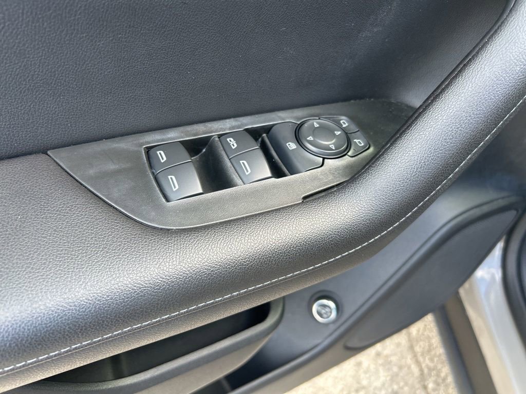 Used 2021 Chevrolet Blazer LT image 38