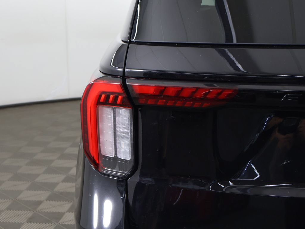 Used 2025 Ford Explorer ST AWD/4WD image 20
