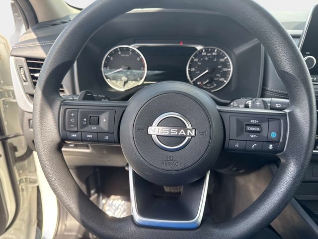 Used 2024 Nissan Rogue SV FWD image 22