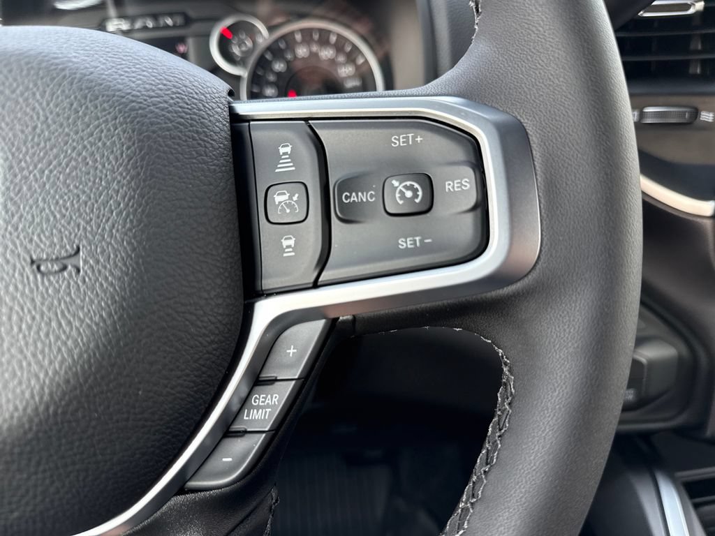New 2026 RAM 2500 Big Horn AWD/4WD image 15