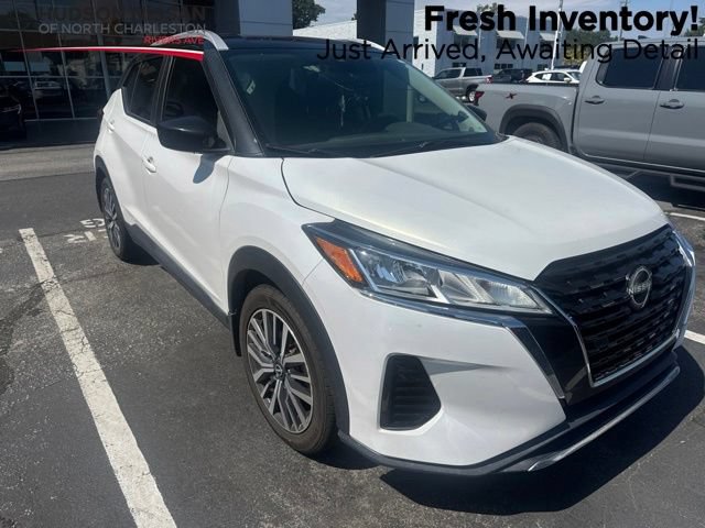 Used 2023 Nissan Kicks SV