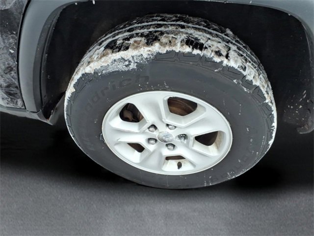 Used 2015 Jeep Grand Cherokee Laredo w/ Quick Order Package 23E image 7